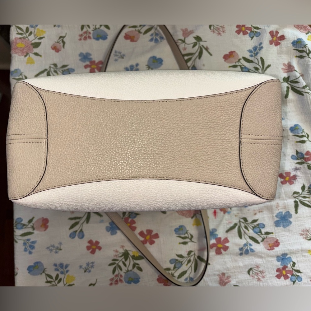 Kate Spade Shoulder Bag - Picture 10 of 12